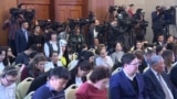 Парламент Кыргызстана принял спорный закон о регистрации СМИ